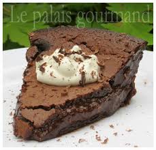 Un Dessert Riche En Calorie Mais Qui Est Simple De Realisation Divinement Fondant Et Decadent A Souhait Mais Attenti Recette Entremet Buffet Dessert Gateau