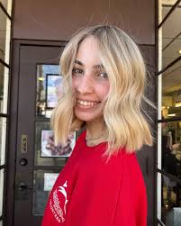 We could have edited out the flyaways but.. “Your imperfections are marks  of authenticity and that is the beauty of you.” -Isaac Fowler 🖤 . #blonde  #blondehair #blondehighlights #brightblonde #longislandhair #longisland  #newyorkhair #