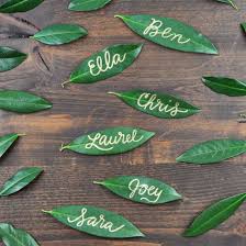These wedding place card templates are extremely easy to use. Diy Leaf Name Tags Craftgawker
