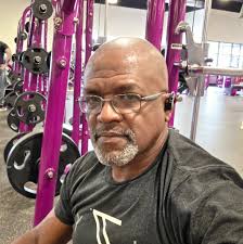 How to improve curb appeal of an oddly designed home?