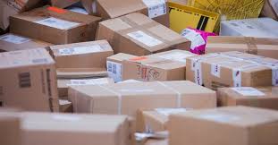 Ich nehme mal an das die arbeiter bei der post kein deutsch mehr lesen können. Pakete Und Briefe Zu Weihnachten So Kommt Das Packchen Rechtzeitig An Baden Fm