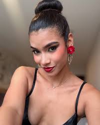 🌹🌹 Makeup: @flemingbeauty20