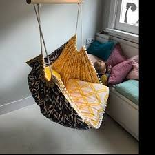 Bebek Panosundaki Pin