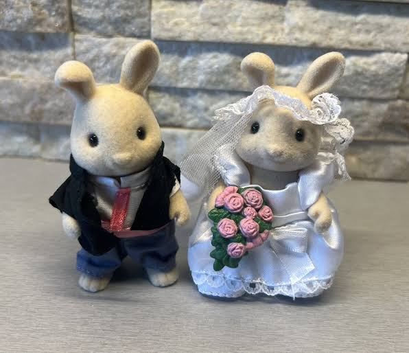 Sylvanian Families Butterglove Rabbit Wedding Bride & Groom Calico Critters Rare | eBay UK