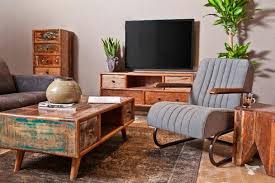 Wer einen couchtisch aus einem hochwertigen material wie beispielsweise massiver kernbuche in sein wohnzimmer integrieren möchte, muss. Holz Couchtisch Shabby Chic Vintage Tisch Bei Mobelhaus Frankfurt