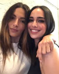 Sarah Shahi Sarahshahi Photos Et Videos Instagram Sarah Shahi Sarah Natalie Portman Mila Kunis