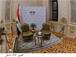 كما أنه، ولد في 14 يوليو 1949. A7xp6x9sffjgvm