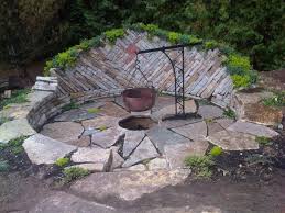 This particular pit is well constructed, comes with plenty of rocks, plus a lid and strap for transport. Best Outdoor Fire Pit Ideas To Have The Ultimate Backyard Getaway Backyard Idea