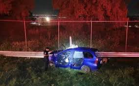 México emprendió este martes (04.05.2021) la búsqueda de responsables del accidente del metro de la capital en el que murieron 25 personas al colapsar un mientras, en las morgues de los hospitales los familiares de los desaparecidos continuaban con el doloroso proceso de identificar cuerpos y. Accidente En La Mexico Pachuca Deja A Tres Personas Lesionadas El Sol De Toluca Noticias Locales Policiacas Sobre Mexico Edomex Y El Mundo