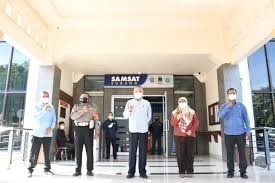 Mar 12, 2021 · nekat renang di sungai buaya subang trail run summerfest 2020 digelar. Dprd Jabar Dorong Samsat Kabupaten Subang Untuk Berinovasi Demi Terwujudnya Target Pencapaian Di Tengah Ppkm Wartaaktual