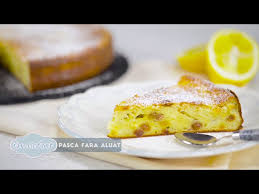 Lasam pasca sa se raceasca complet. Video Cum Faci Pasca Fara Aluat Un Preparat Delicios Cu Branza De Vaci Kfetele