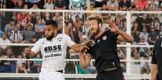 Central córdoba se metió sigilosamente entre los ocho mejores equipos de la copa argentina e intentará conseguir el pase a las semifinales este miércoles. Estudiantes Se Hizo Fuerte En Santiago Milito Consiguio Aire Y Central Cordoba Se Hundio En Los Promedios