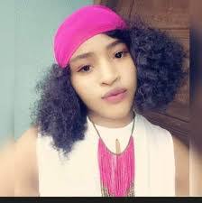 Sandra Dey's Instagram, Twitter & Facebook