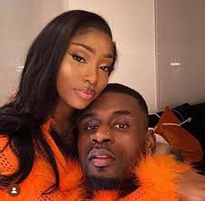 Meg&dejohn to win for me 🥰