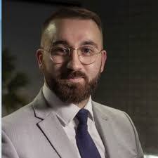 Sharron Pearson's Instagram, Twitter & Facebook