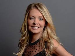 L'équipe d'estelle est une émission de sport avec des débats grand public. L Equipe D Estelle Twitterren Pierrenigay En Duplex De Munich Avec Jose Barroso Journaliste Lequipe A Munich Pleins De Choses Ce Soir Soyez Presents Ede Https T Co Zadahu3awg