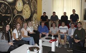 Wir sind persönlich für sie da! Sieben Auszubildende Starten Bei Der Vr Bank Fulda