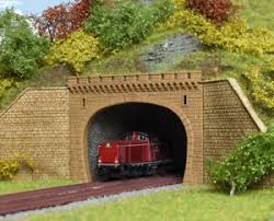So geht es ganz einfach. Tunnelportal In Gebaude Tunnel Brucken Fur Modellbahnen Der Spur N Gunstig Kaufen Ebay