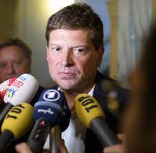 Born 2 december 1973) is a german former professional road bicycle racer. N9ogqhqy Doymm