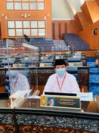 Putrajaya mp celebrates his son s wedding in drive through reception. Tengku Adnan Tengkuadnanreal ØªÙˆÙŠØªØ±