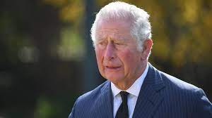 Charles stickers for a loved one at christmas? Video Prinz Charles Von Gedenkstuck An Seinen Vater Zu Tranen Geruhrt Gala De