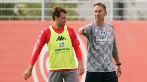 Ádám csaba szalai (budapest, hungary, 09/12/1987). Muhsamer Schulterschluss Nach Spielerstreik In Mainz Szalai Bei Der U 23 Kicker