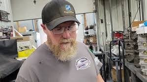 Larry Dismukes's Instagram, Twitter & Facebook