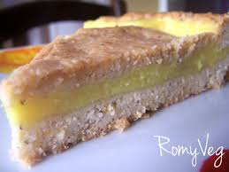 La differenza principale tra una crostata vegana e una crostata tradizionale è l'assenza di latte, burro e uova, ossia di tutti i componenti di origine. Torta Al Limone Senza Latte Uova E Glutine