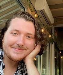 Amber Leathers's Instagram, Twitter & Facebook