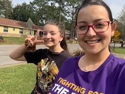 Volunteer impact award for Alzheimer's advocacy