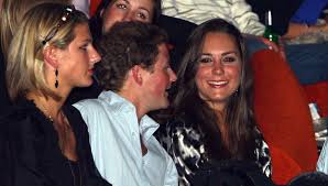 Kate middleton trägt clavi cut. Kate Middleton Sie Verrat Ihre Besten Party Tipps Bunte De