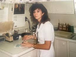 Headlines & Features