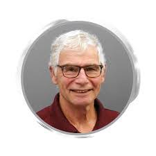 Crystal Deshong's Instagram, Twitter & Facebook