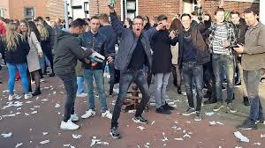 Tussen 11:30 en 12:30 waar: Luchtalarm Te Horen In Utrecht En Omgeving Binnenland Telegraaf Nl