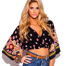 Black And Gold Crop Top Kimono Style Crop Top In Black And Gold Crop Top Fashion Crop Tops Kimono Fashion