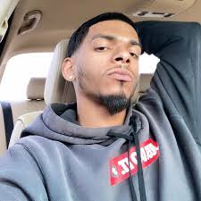 Aaron Rodgers' football recall 🤯