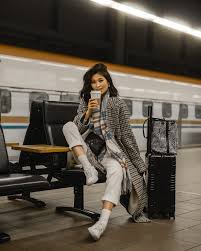 Kanazawa And Shirakawago Japan Japan Outfit Style Japan Outfits