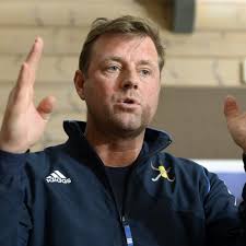 Hockeycoach Lammers: "Moeten twee helften leren hockeyen"