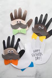 For further inspiration, make sure to visit our suggestions for father's day wishes & messages, and father's. Father S Day Handprint Craft The Best Ideas For Kids