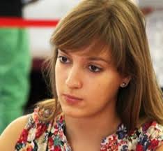 Micaela Oliveira alcançou a média de 20 Valores de acesso à Universidade do  Porto