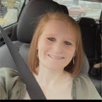 Taylor Hurley's Instagram, Twitter & Facebook