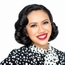 Rene Reed's Instagram, Twitter & Facebook