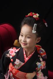 スタジオズイムです ７歳さんのヘアスタイルは 日本髪がとても人気です 仙台フォトスタジオ 仙台七五三 仙台七五三 写真 仙台写真館 仙台写真スタジオ 写真屋 七五三着物レンタル きものレンタル 七五三 ヘアスタイル 七五三 女の子 3歳 髪型 七五三