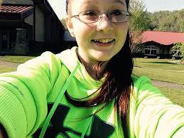 Victoria Combs (countrylifev317)