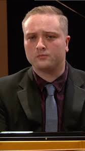 Sioned Williams (principal harpist of the BBC Symphony Orchestra for 28  years) performing a snippet of Bach's Gavotte en Rondeau, which will  feature in her Kettner Concert today! We anticipate selling out