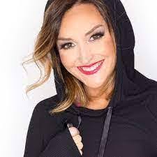 Sonia Bourne's Instagram, Twitter & Facebook