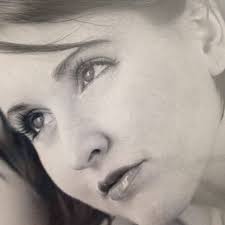 Caroline Crumpler Actress