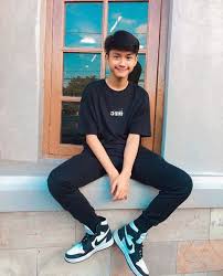 Dul jaelani nama panggilan : Artis Ganteng Indonesia 169 Galang Thabrani Wattpad