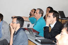 Começou sua carreira com apenas cinco anos de idade, na tv tupi, incentivado por seu pai adotivo, o autor de telenovelas vicente sesso. Left Antonio Amorim Presenting Gravity Also In The Picture From Left Download Scientific Diagram