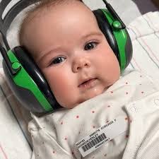 Shannon Henley's Instagram, Twitter & Facebook